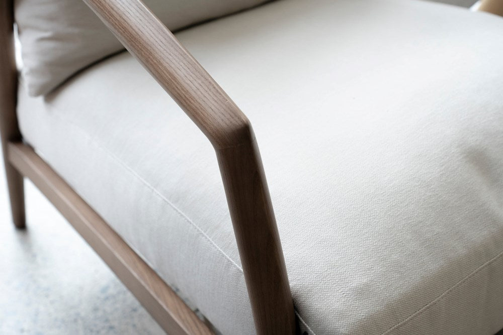 Maki Armchair Caramel, view 2
