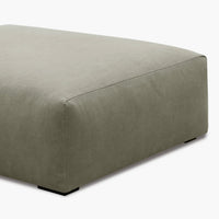Baxx Ottoman