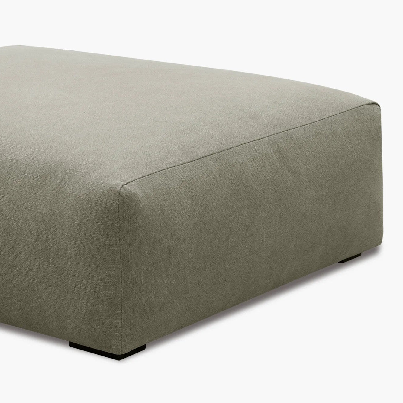 Baxx Ottoman