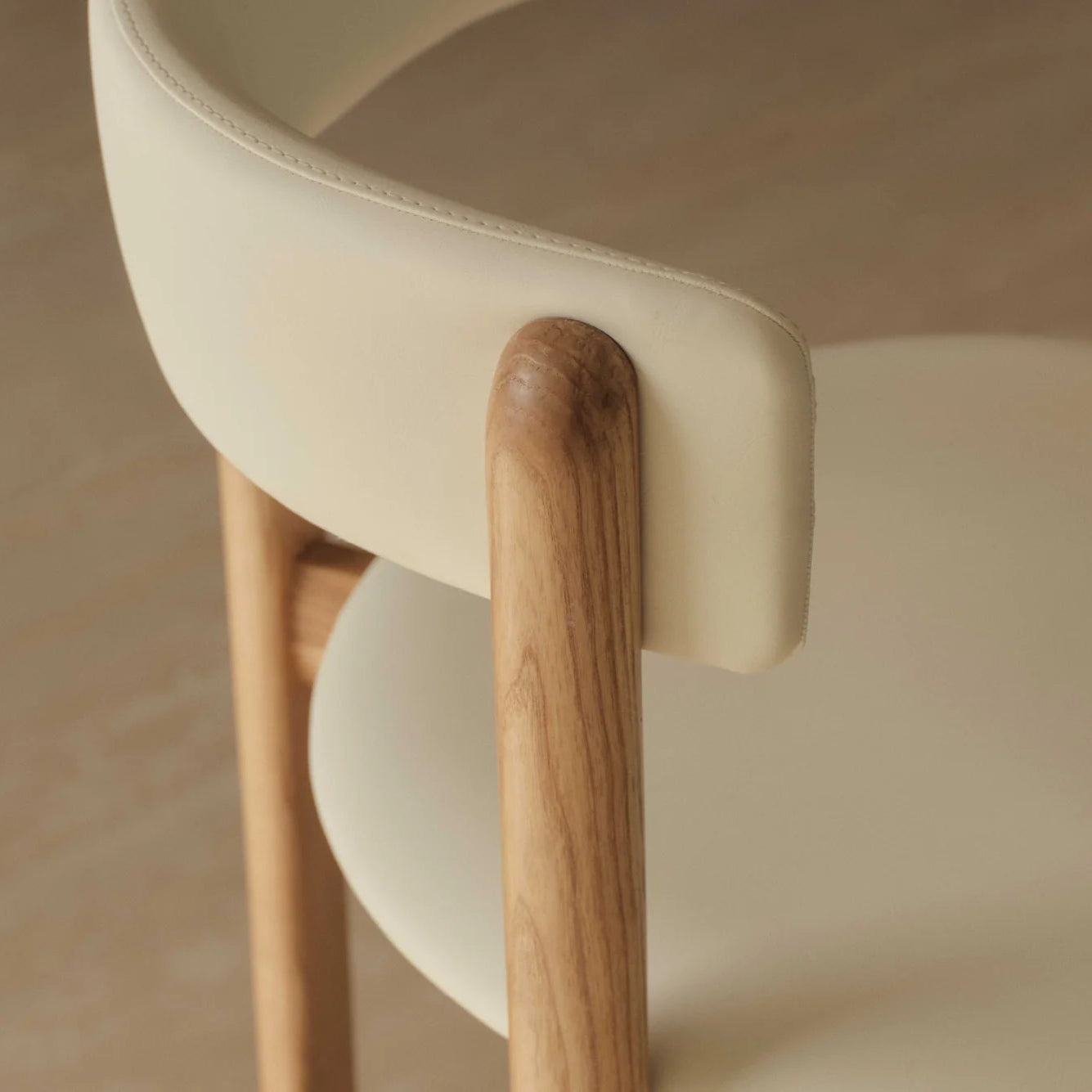 Bellino Barstool