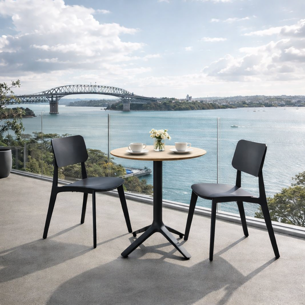 EEX Round Dining Table