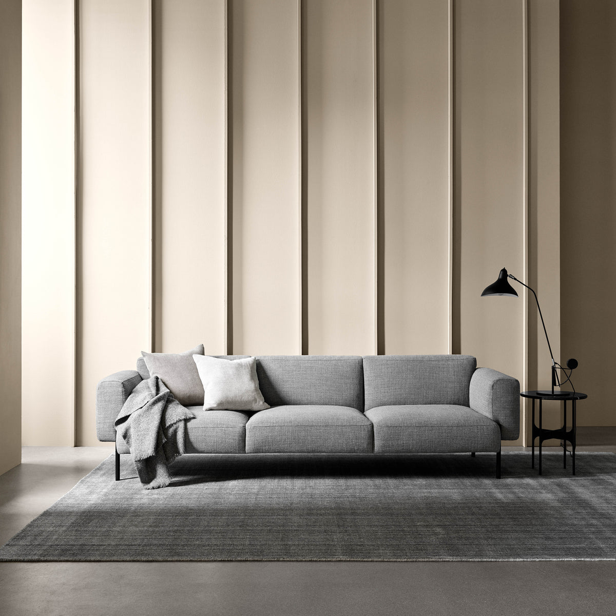 Hang Sofa Three Seater (M6) – Bauhaus