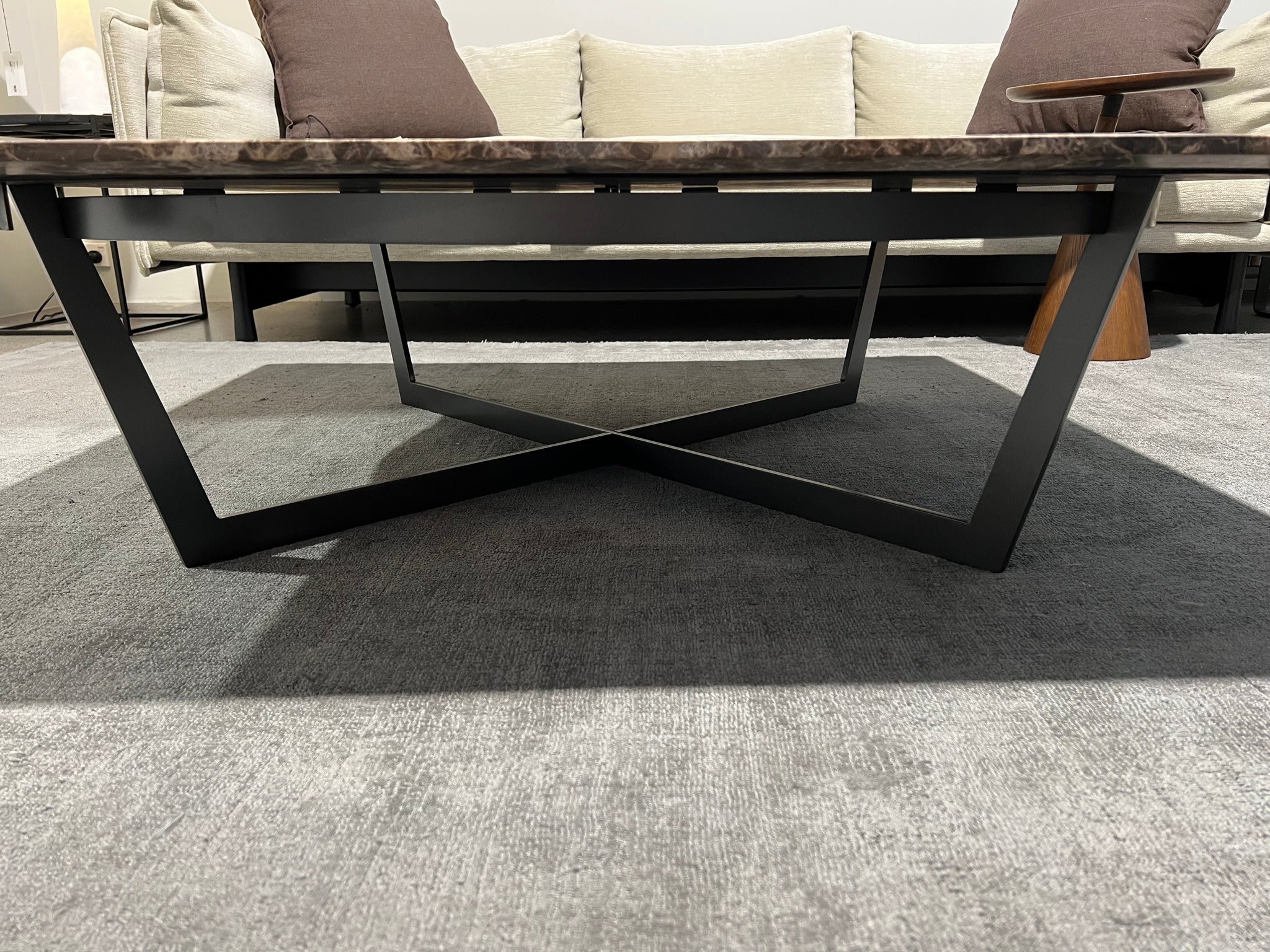 Collect Coffee Table Large - Metal base / Seconds