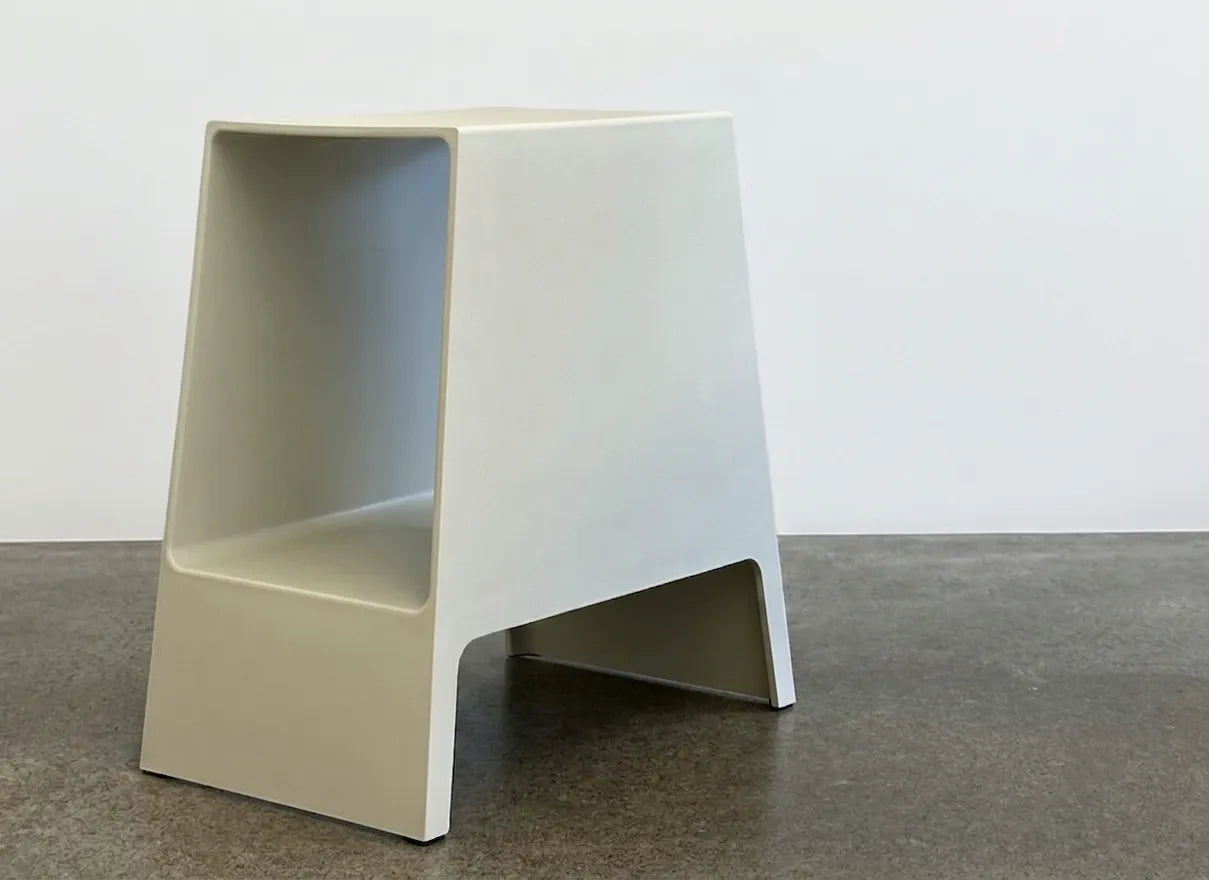 Tomo Side Table