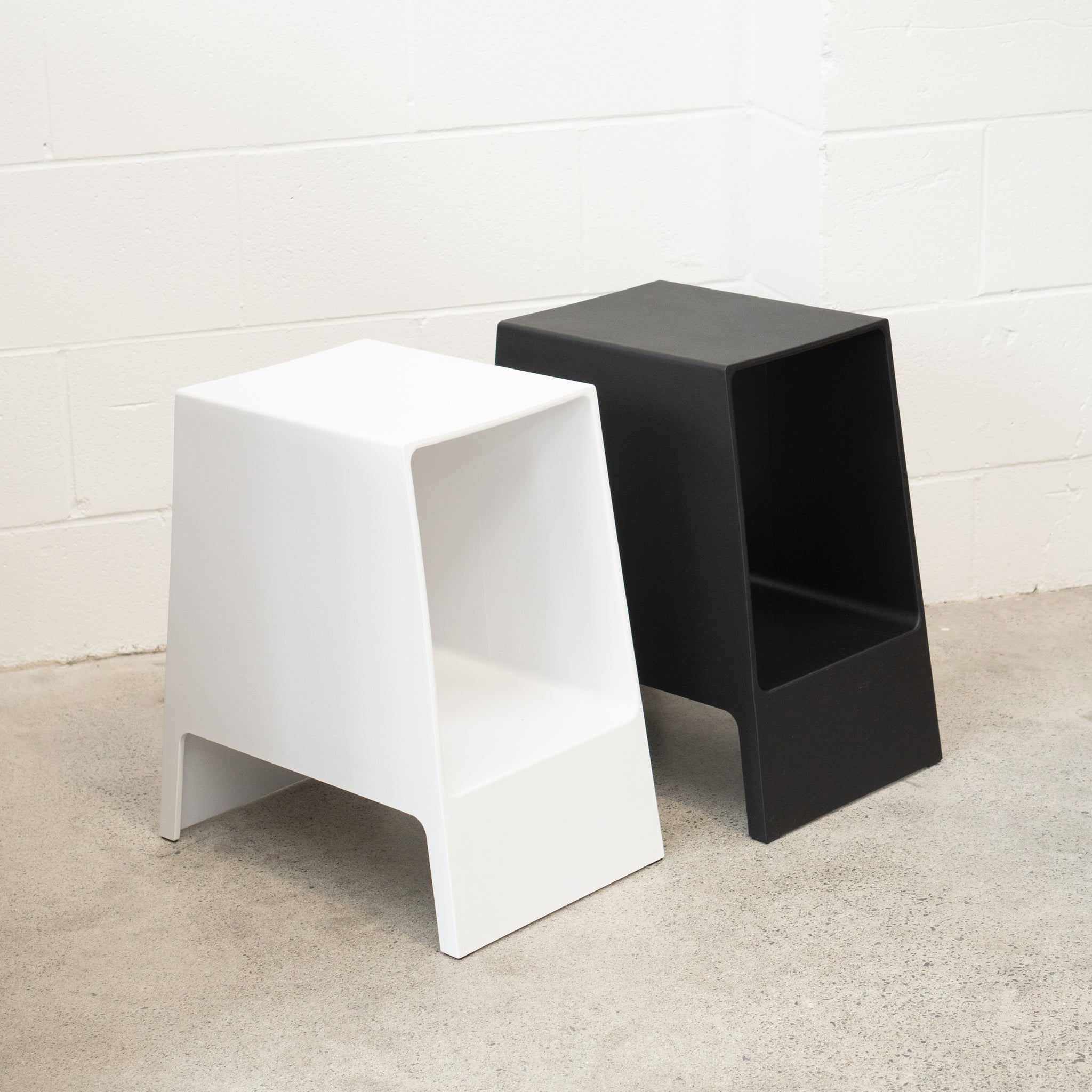 Tomo Side Table