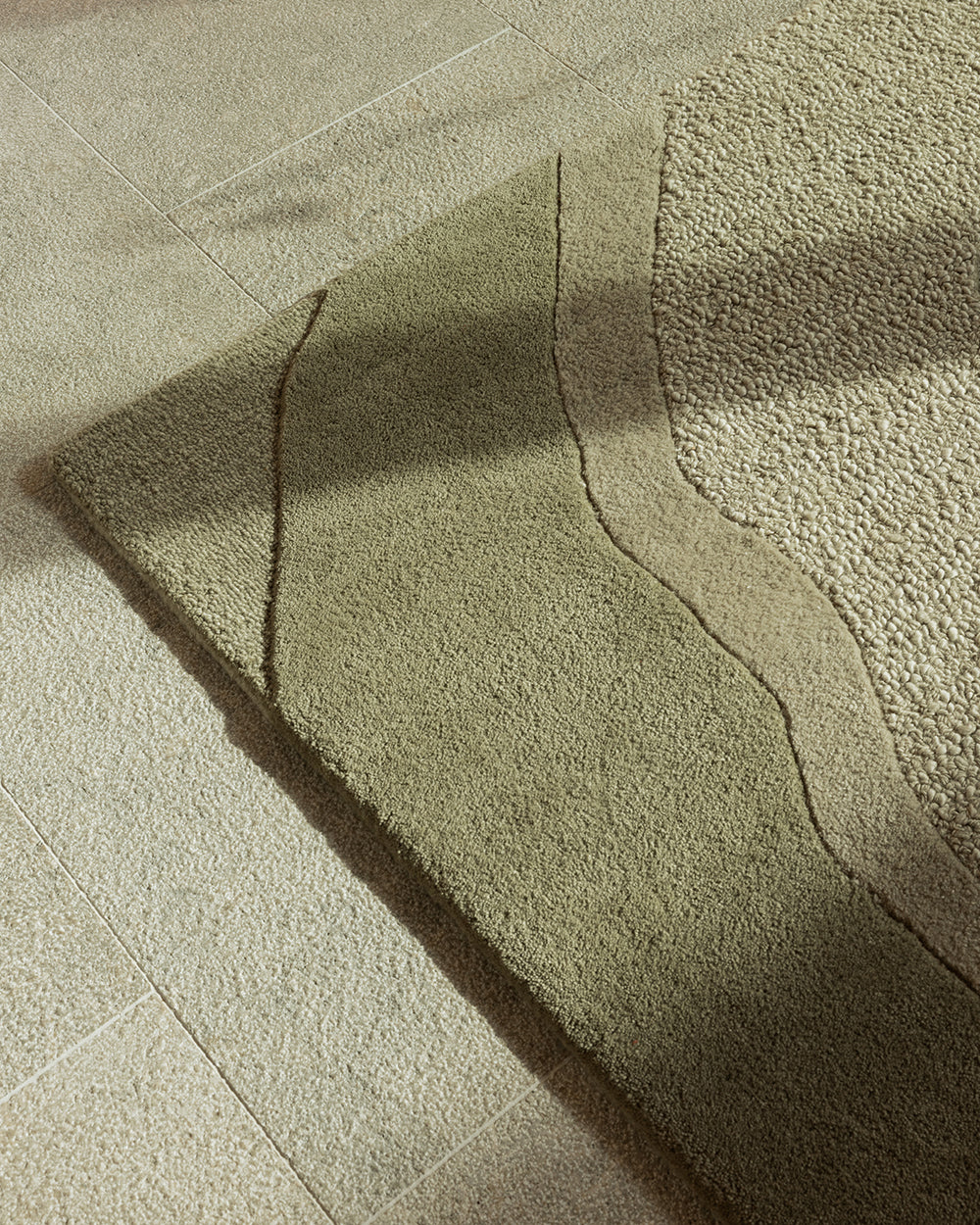 This is an Edgewater Floor rug