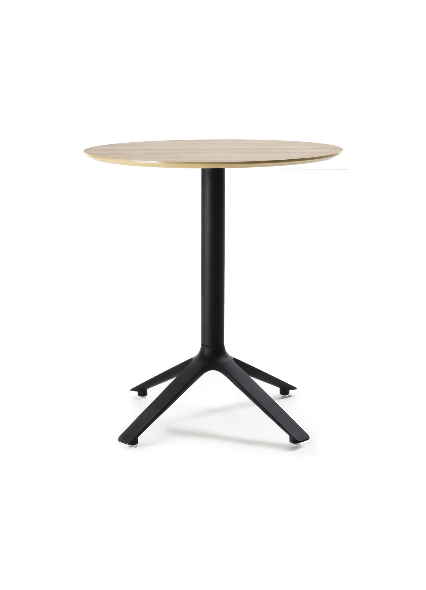EEX Round Dining Table in natural oak, top view