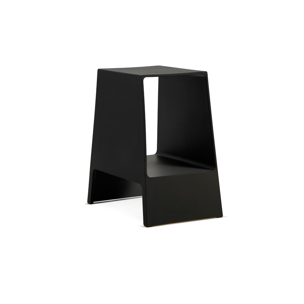 Tomo Side Table in black